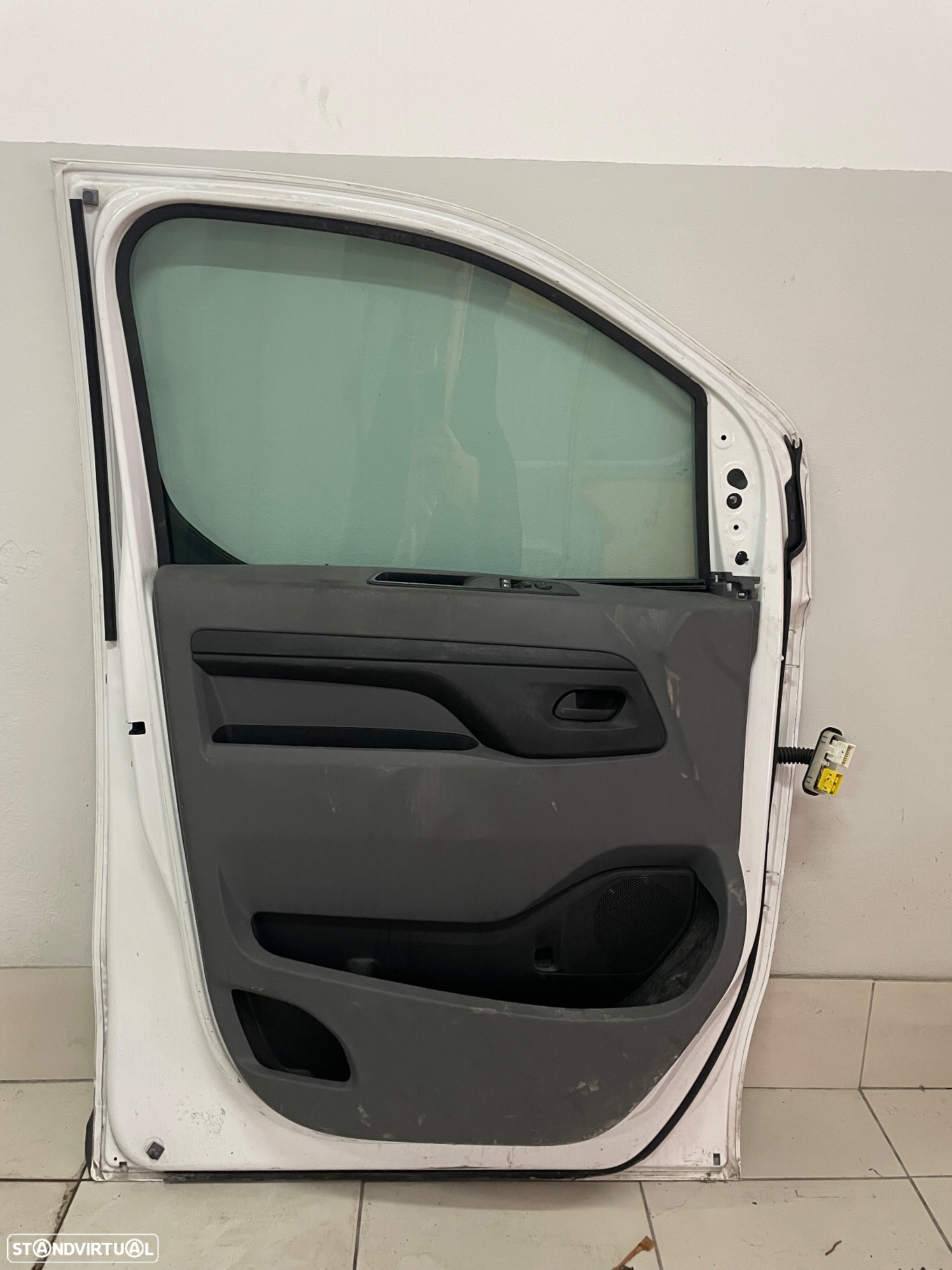 Opel vivaro/expert/jumpy - 2