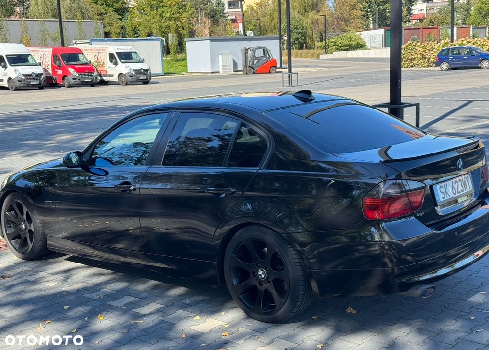 BMW Seria 3 318d - 3