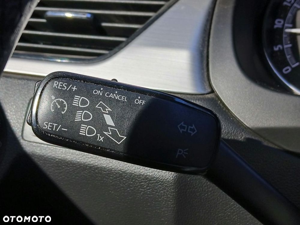 Skoda RAPID 1.6 TDI DPF Ambition - 26