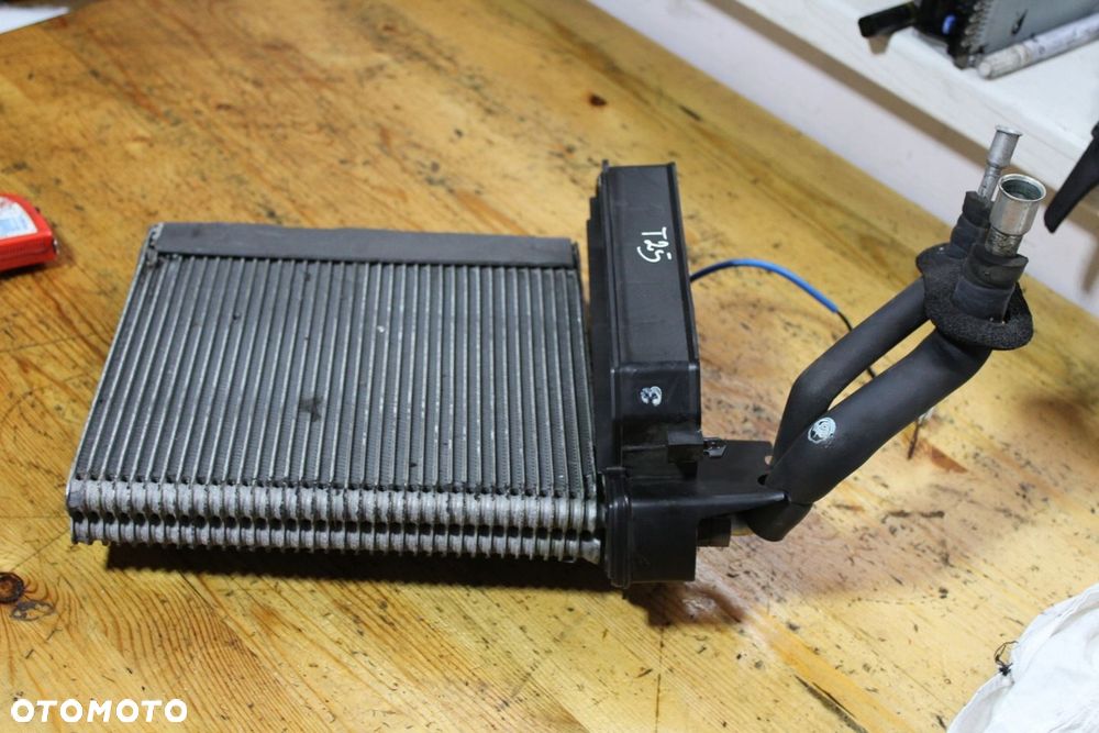 PAROWNIK KLIMATYZACJI COROLLA VERSO II AVENSIS T25 EUROPA - 2