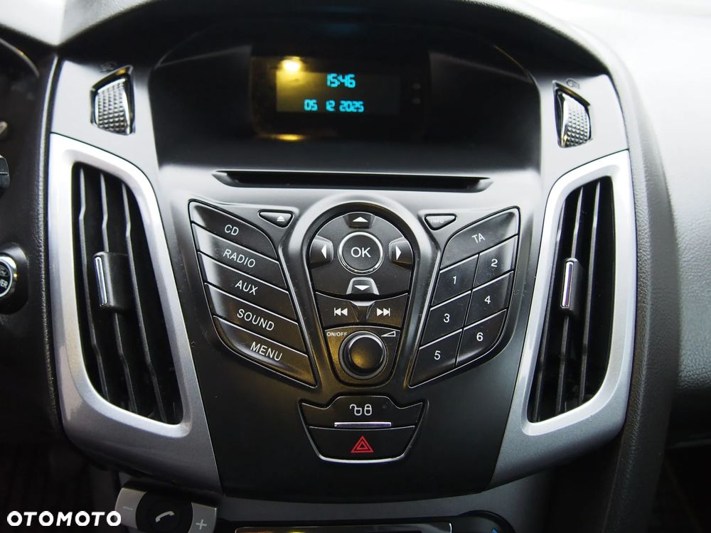 Ford Focus 1.0 EcoBoost Gold X (Trend) - 18