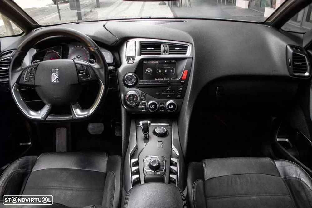 Citroën DS5 2.0 HDi Hy4 So Chic CMP6 102g - 32
