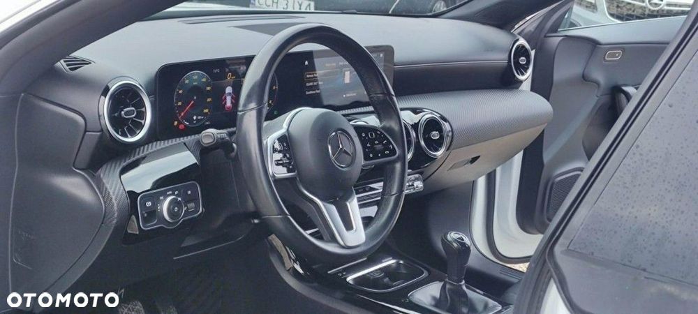 Mercedes-Benz CLA - 7