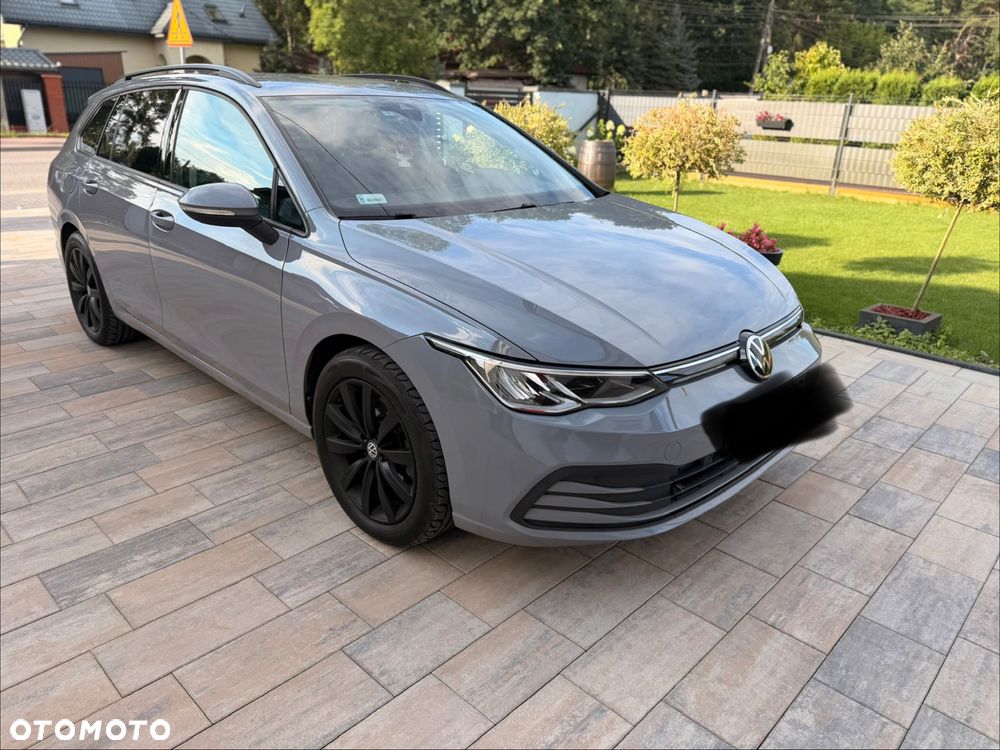 Volkswagen Golf - 1