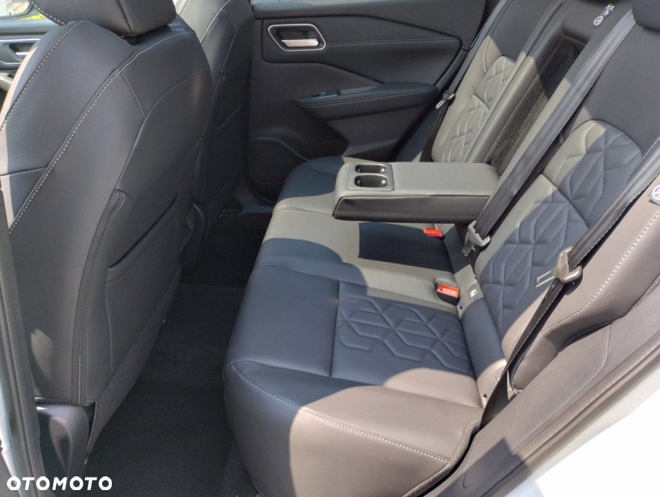 Nissan Qashqai - 12