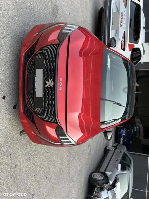Peugeot 208 PureTech 130 EAT8 Allure - 10
