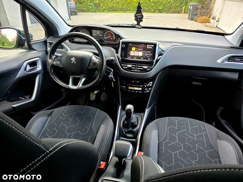 Peugeot 2008 PureTech 82 Style - 27