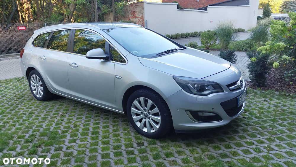 Opel Astra IV 1.7 CDTI Cosmo - 1