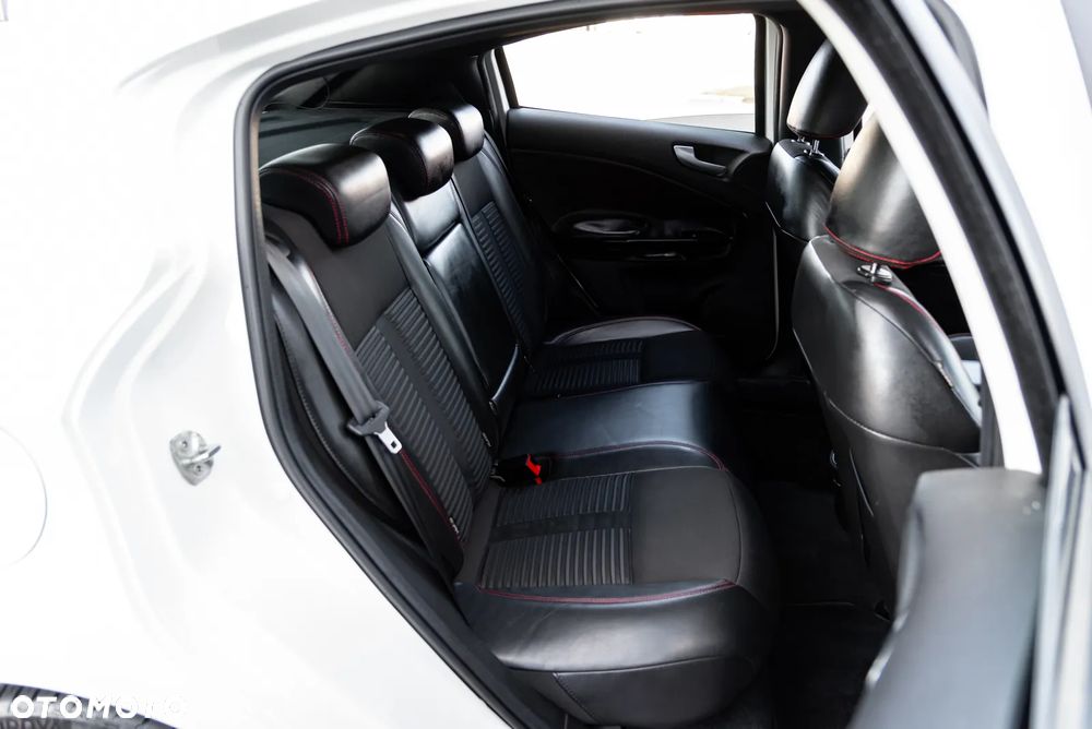 Alfa Romeo Giulietta 1.4 TB 16V Multiair - 11