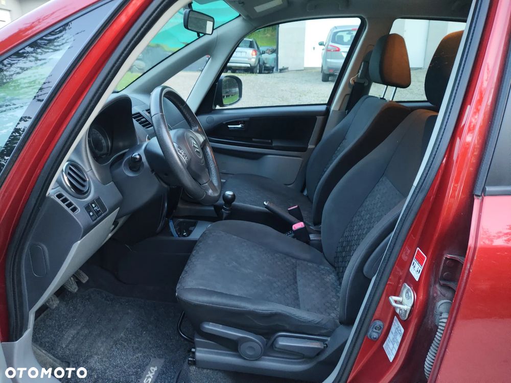 Suzuki SX4 1.6 Premium 4WD - 12