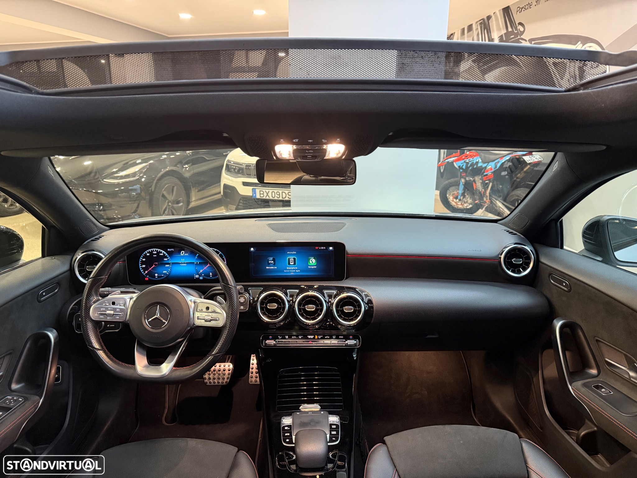 Mercedes-Benz A 180 Limousine d 7G-DCT AMG Line - 4