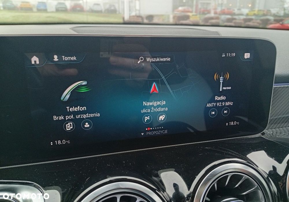 Mercedes-Benz GLB - 37