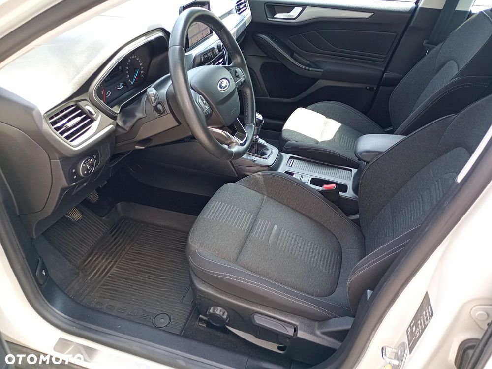 Ford Focus 1.5 EcoBoost Active - 7