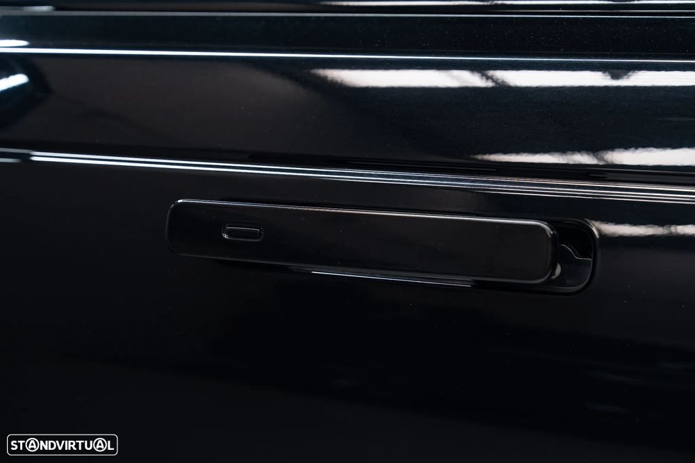 Land Rover Range Rover Velar P400e R-Dynamic SE - 16