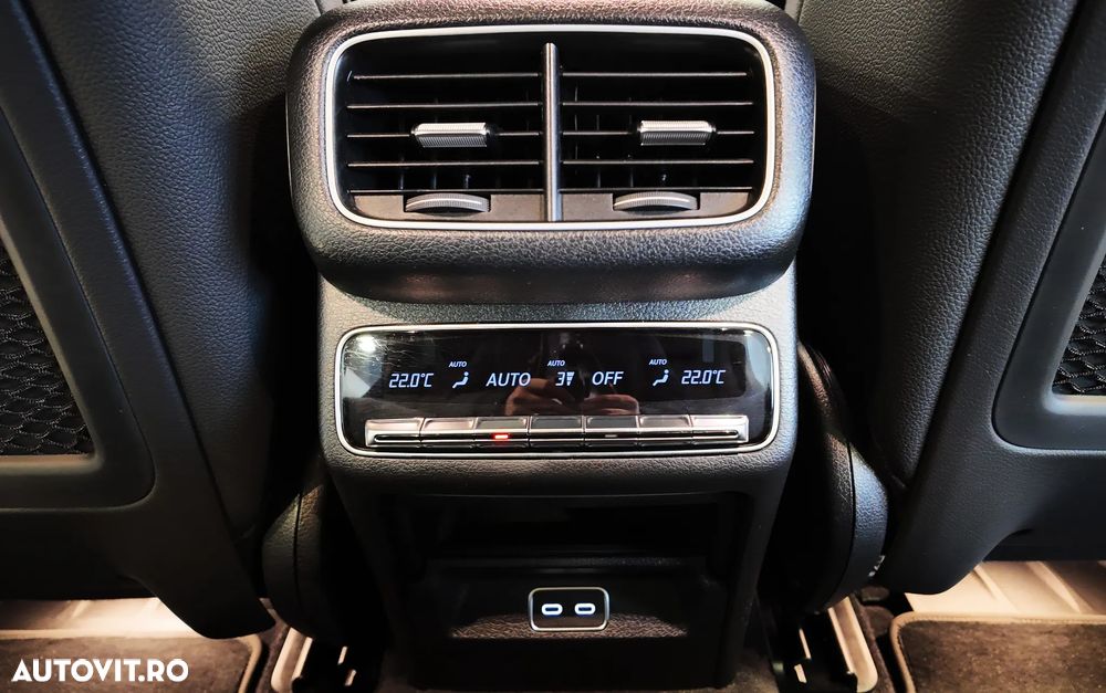 Mercedes-Benz GLE 400 e 4Matic 9G-TRONIC AMG Line Advanced Plus - 33