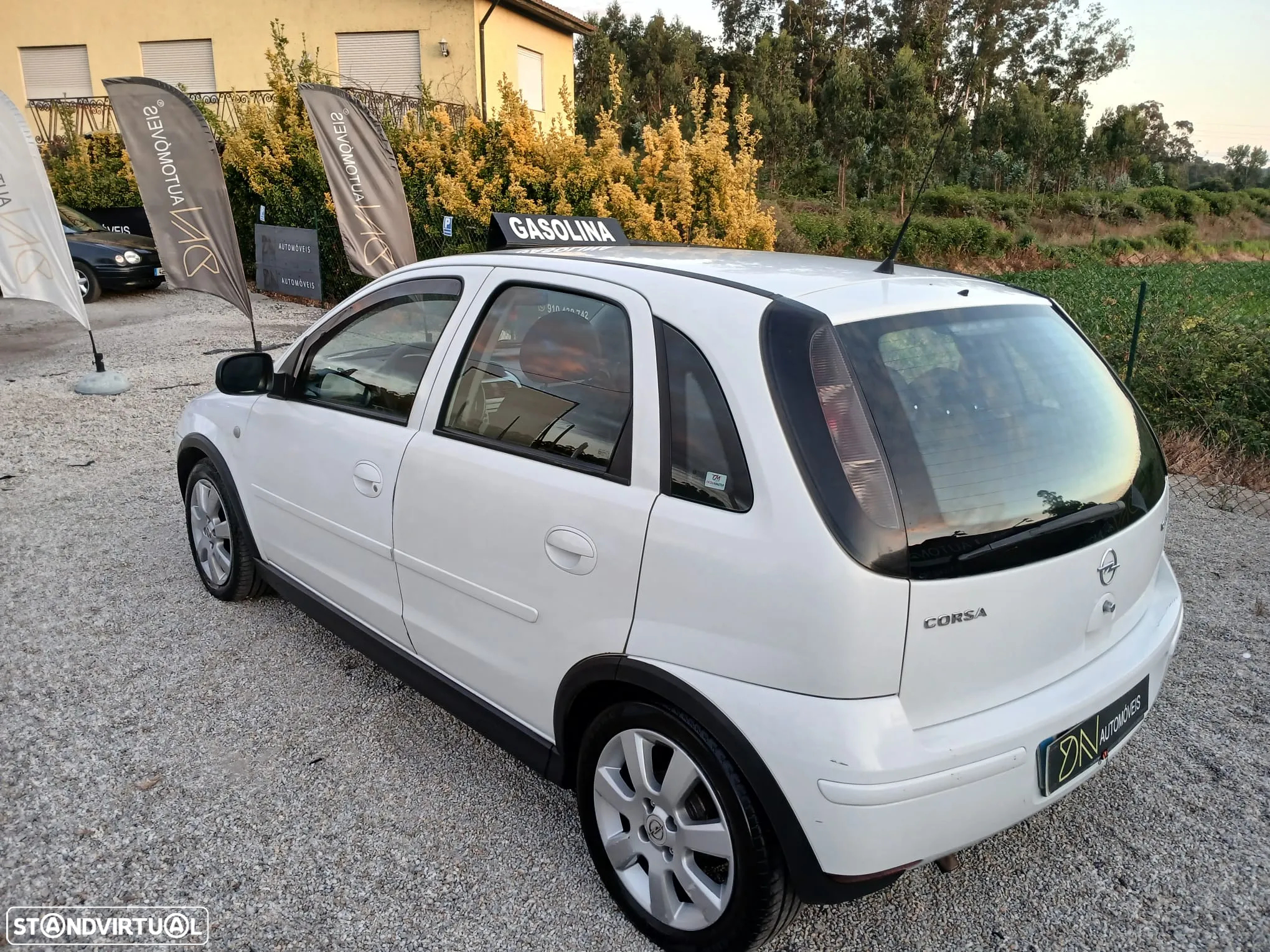 Opel Corsa 1.2 16V Cosmo - 7