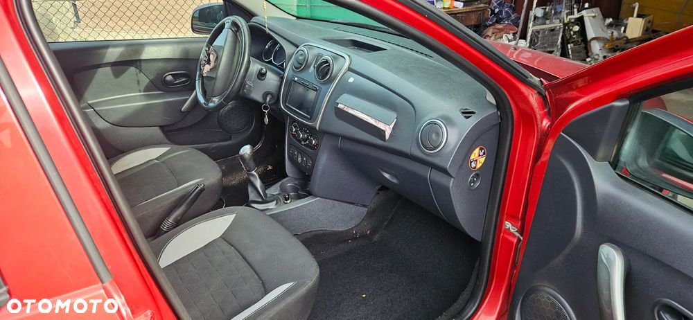 Dacia Sandero 0.9 TCe Laureate - 15