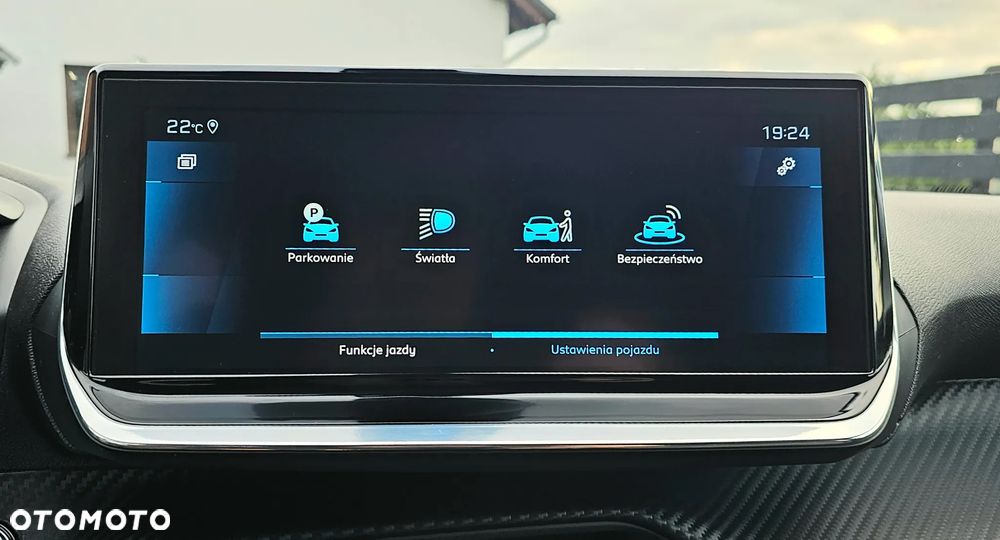 Peugeot 2008 PureTech 130 EAT8 Allure Pack - 28