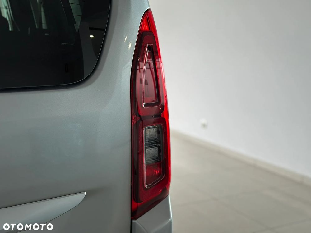 Opel Combo L 1.5 BlueHDi S&S - 25