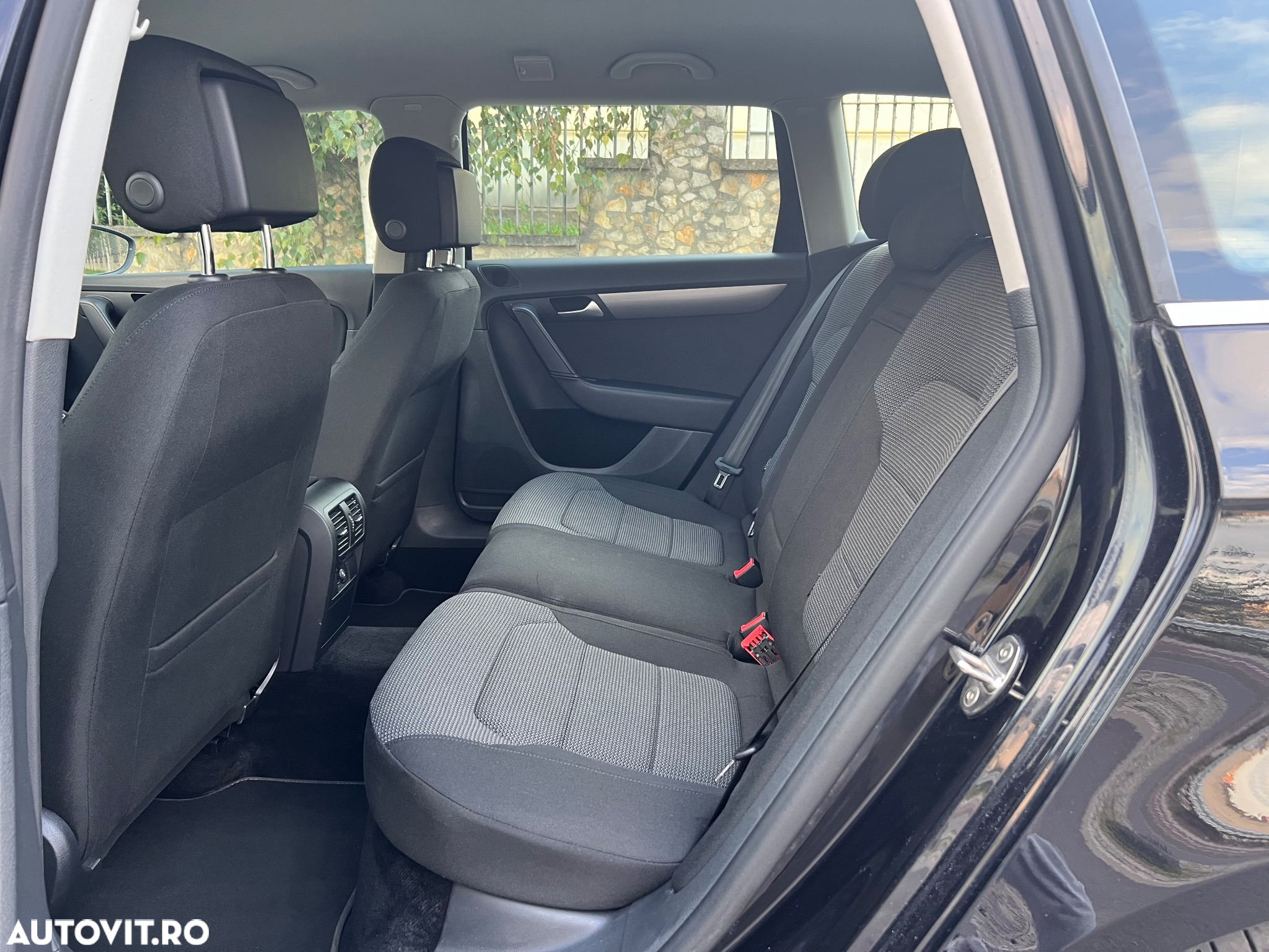 Volkswagen Passat Variant 2.0 TDI Blue TDI DSG Highline - 5