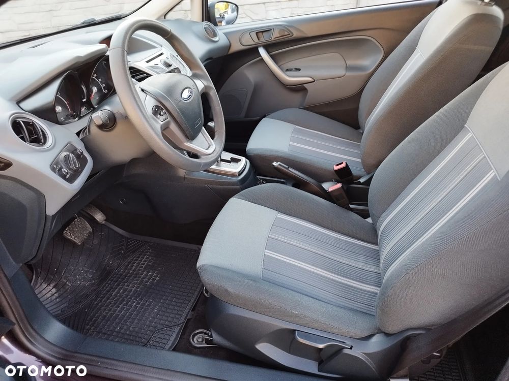 Ford Fiesta 1.4 Autom Trend - 13