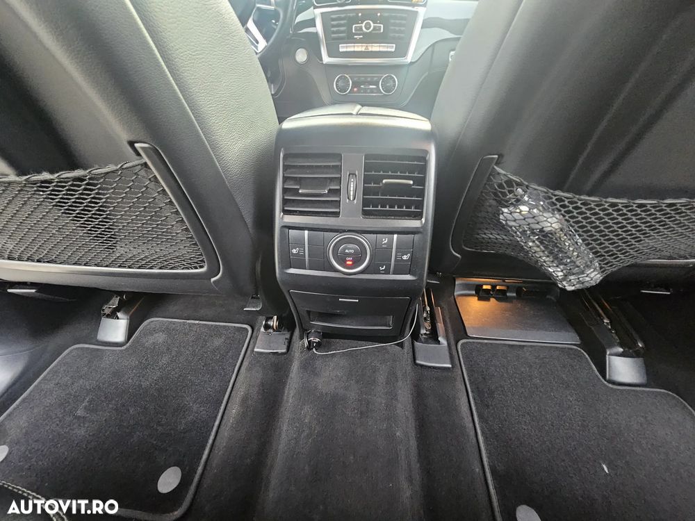 Mercedes-Benz ML - 15