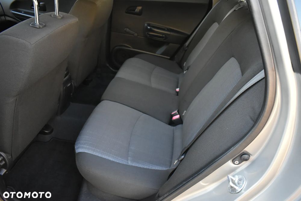 Kia Ceed - 7