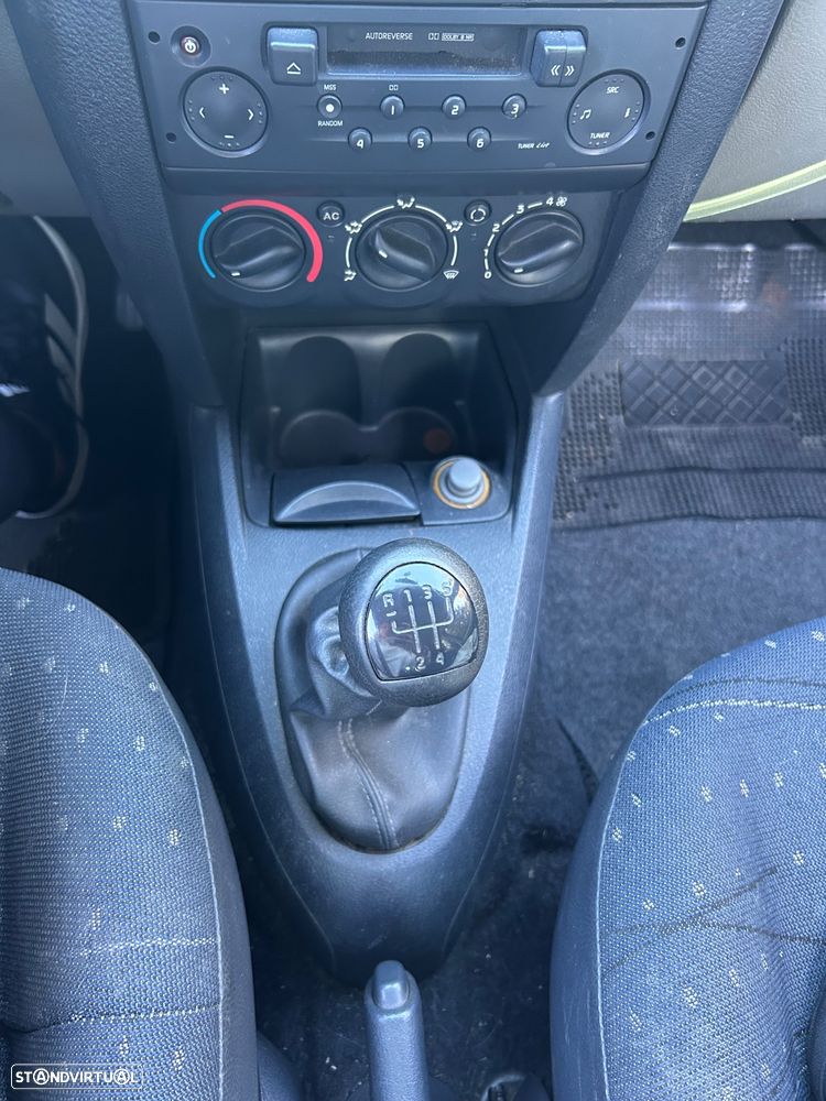 Renault Clio 1.2 16V Extreme - 7