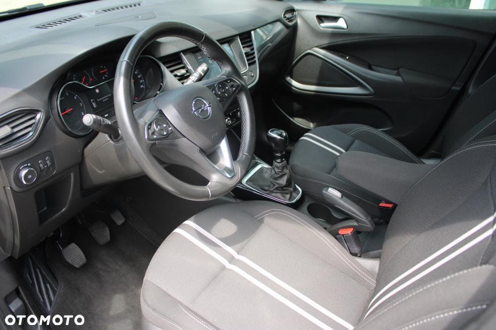 Opel Crossland - 10