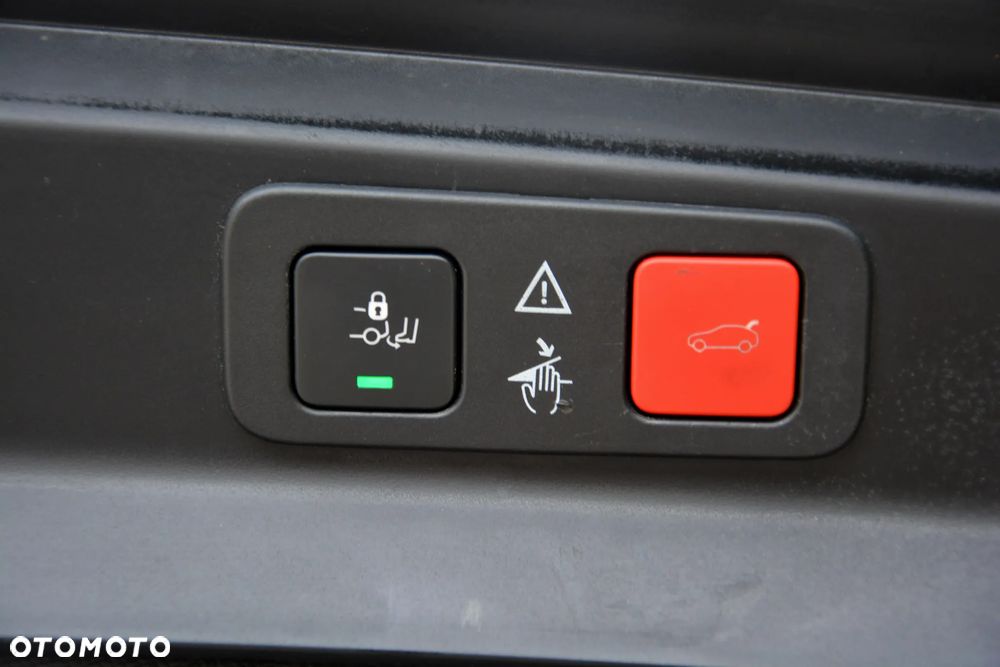 Peugeot 5008 BlueHDi 180 EAT8 GT - 22
