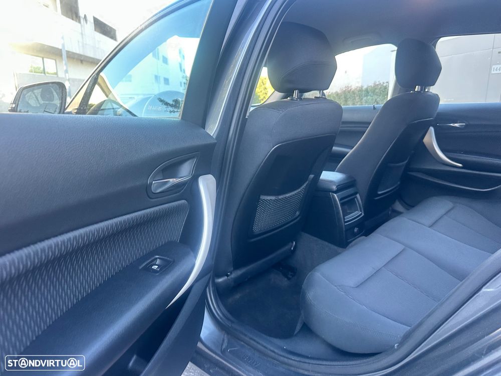 BMW 116 d EfficientDynamics Edition - 25