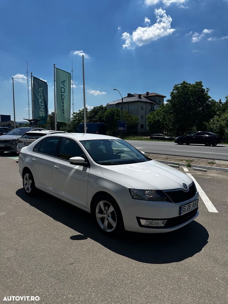 Skoda RAPID 1.2 TSI Style DSG - 2