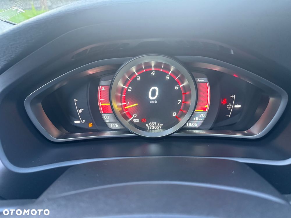 Volvo V40 T2 You - 31