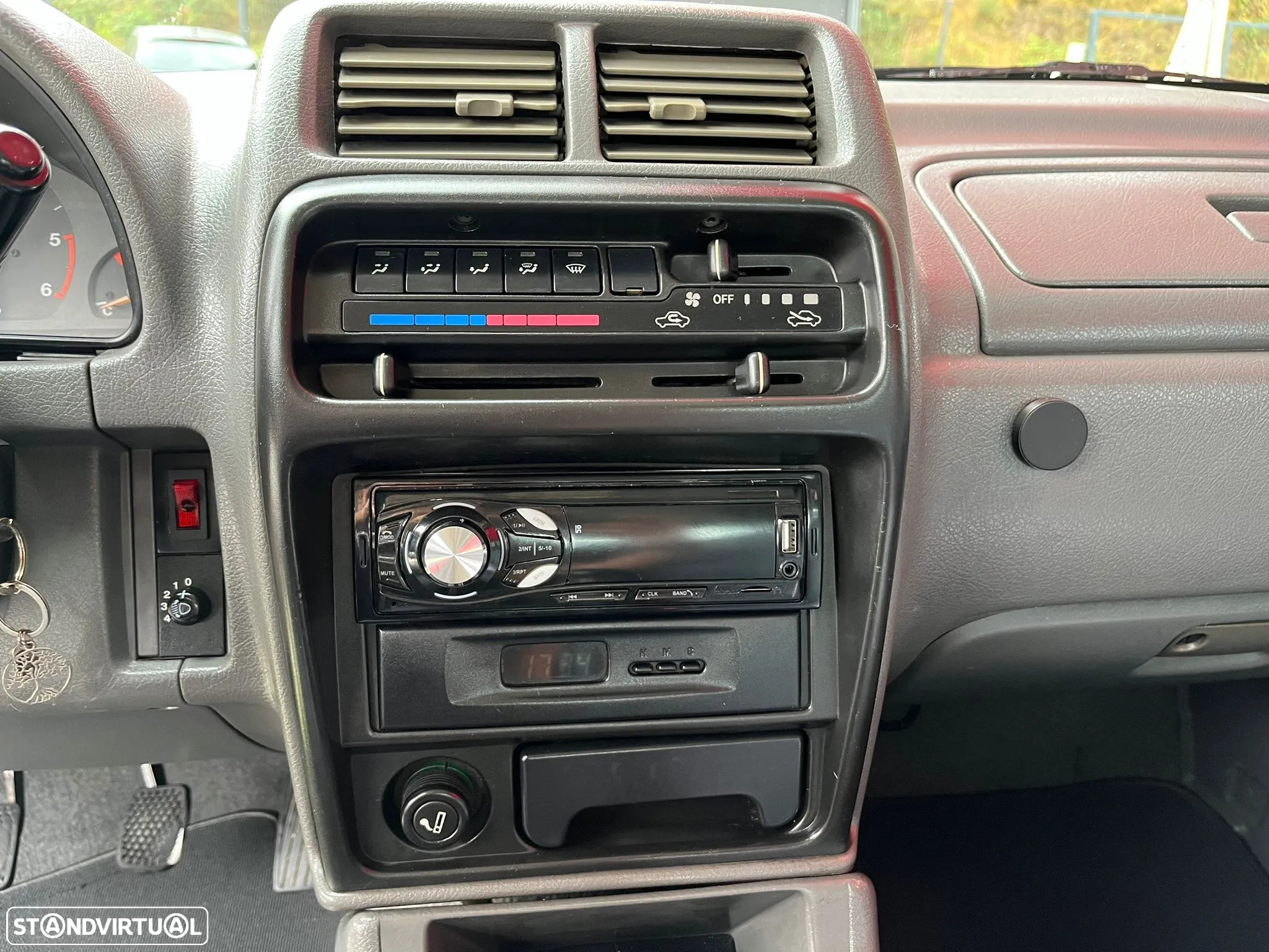 Suzuki Vitara 1.9 TD JLX - 14