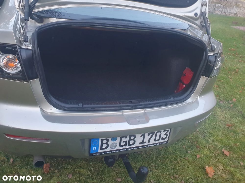 Mazda 3 1.6 Sport Active Plus - 10