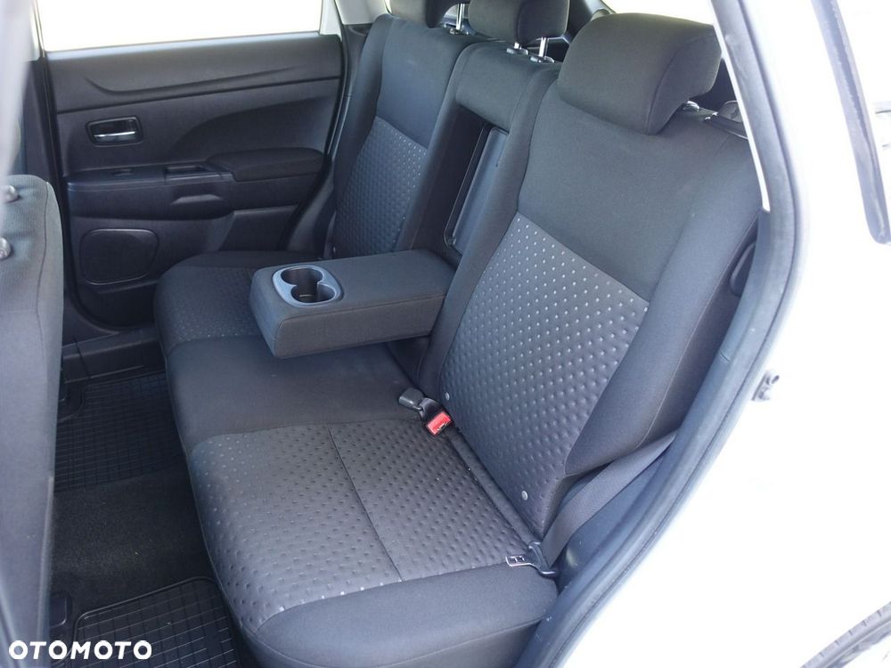 Mitsubishi ASX 1.6 2WD Intro Edition - 17