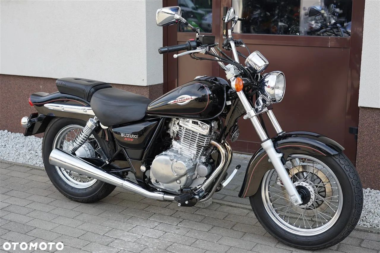 Suzuki GZ - 1