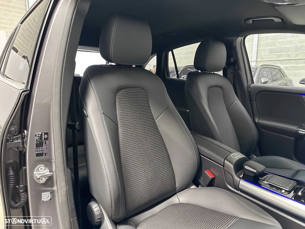Mercedes-Benz GLA 250 e 8G-DCT Progressive - 11