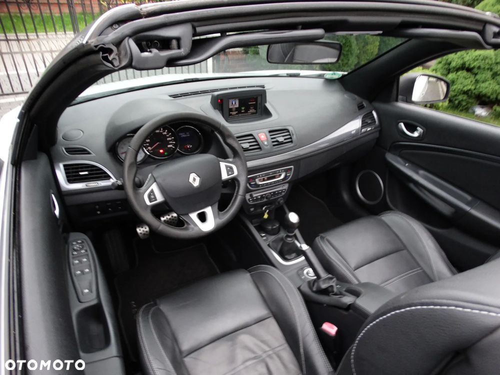Renault Megane 2.0 dCi Dynamique - 12