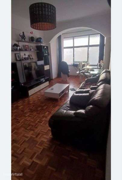 Alugo apartamento T2 - Grande imagem: 2/7