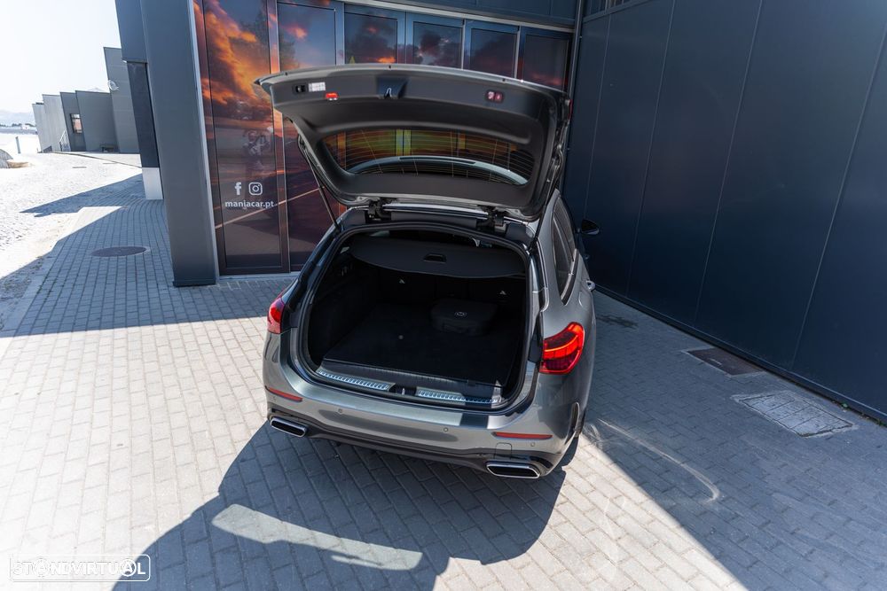 Mercedes-Benz C 300 e AMG Line - 38