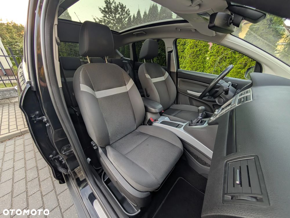 Ford Kuga 2.0 TDCi Titanium - 19