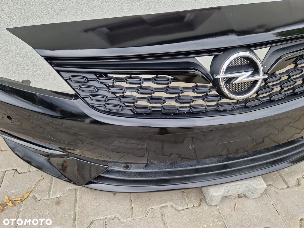 Zderzak Opel Astra V k lift - 2