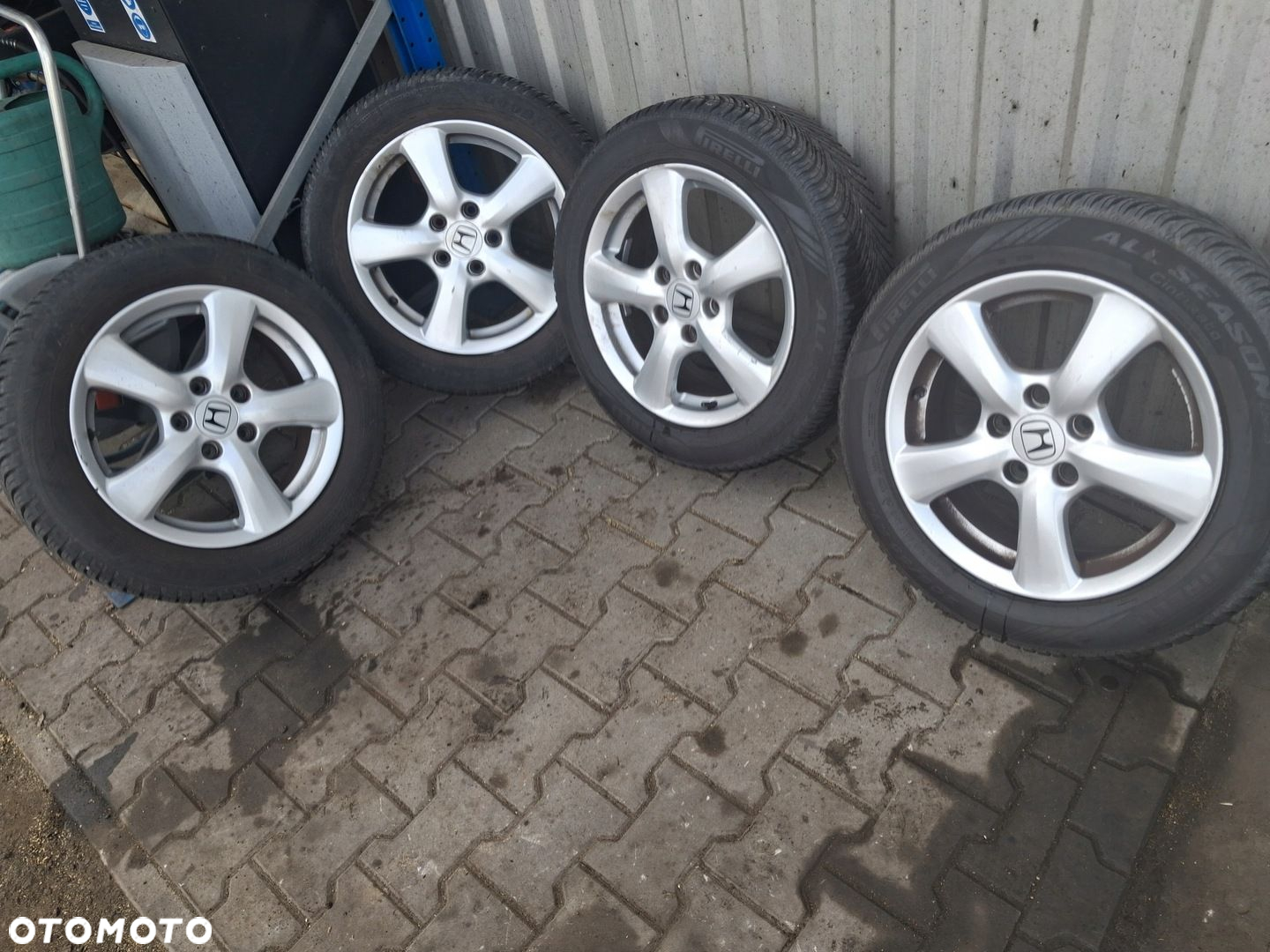 Koła felgi opony Honda Civic VIII Ufo R16" 205/55 5x114.3 - 3