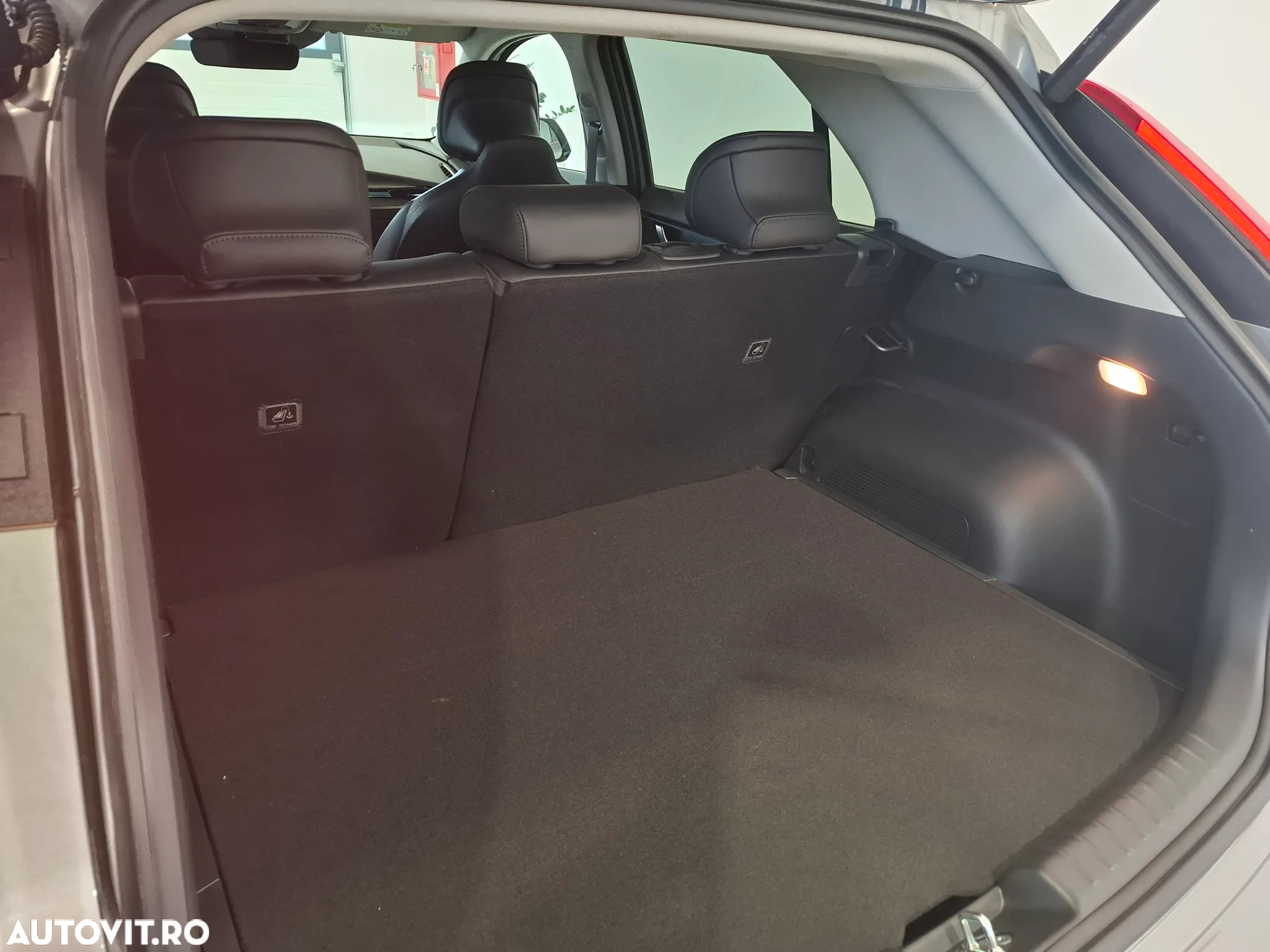 Kia Niro EV Premium - 28