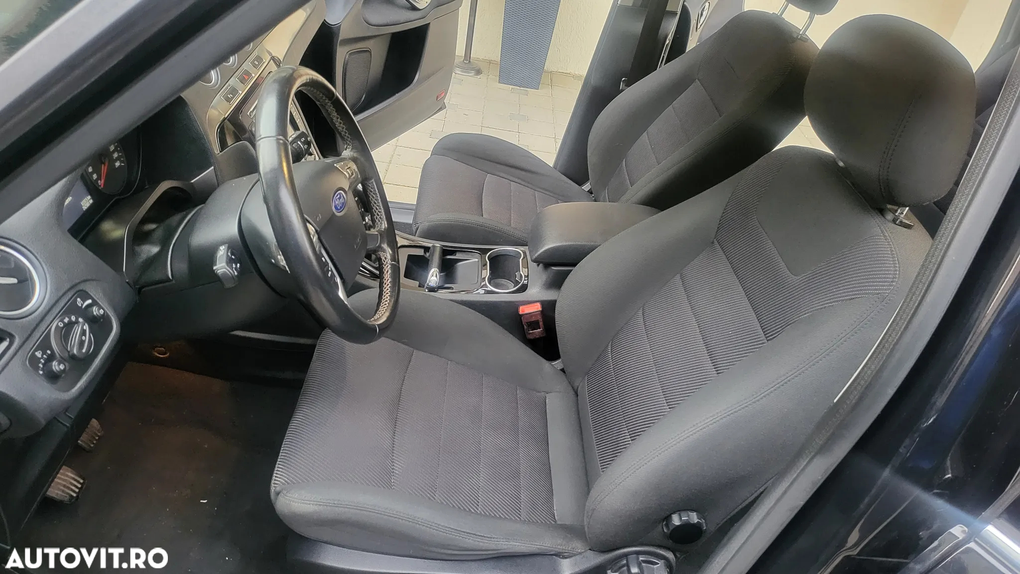 Ford S-Max 2.0 TDCi Titanium - 17