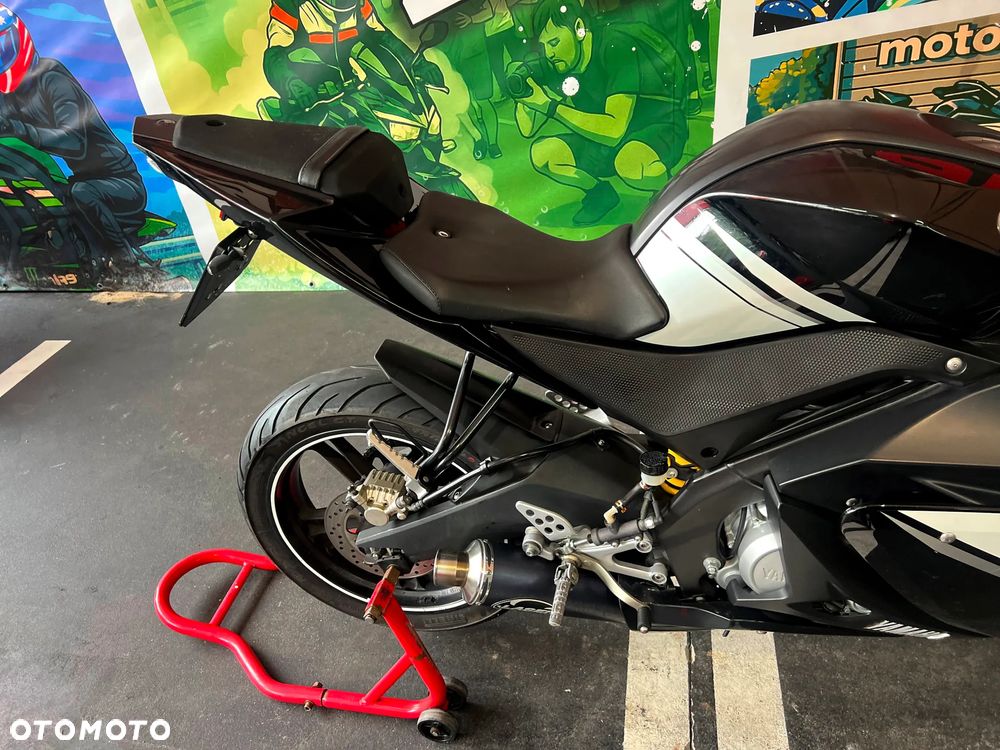 Yamaha YZF - 9
