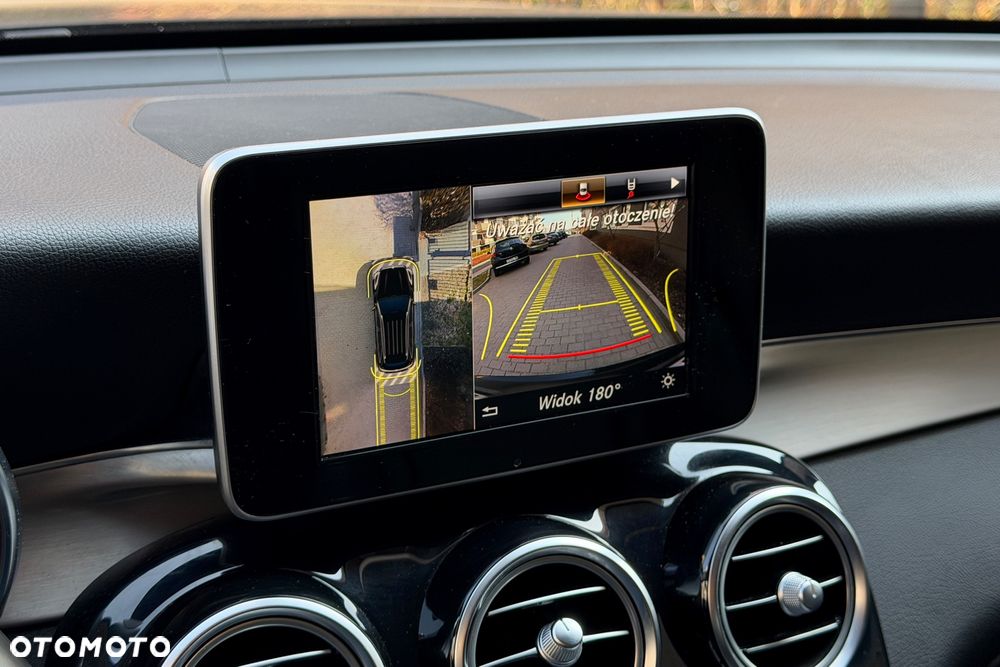 Mercedes-Benz GLC - 15