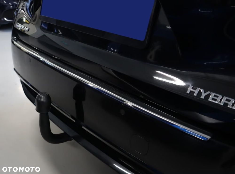 Toyota Corolla 2.0 Lounge - 33