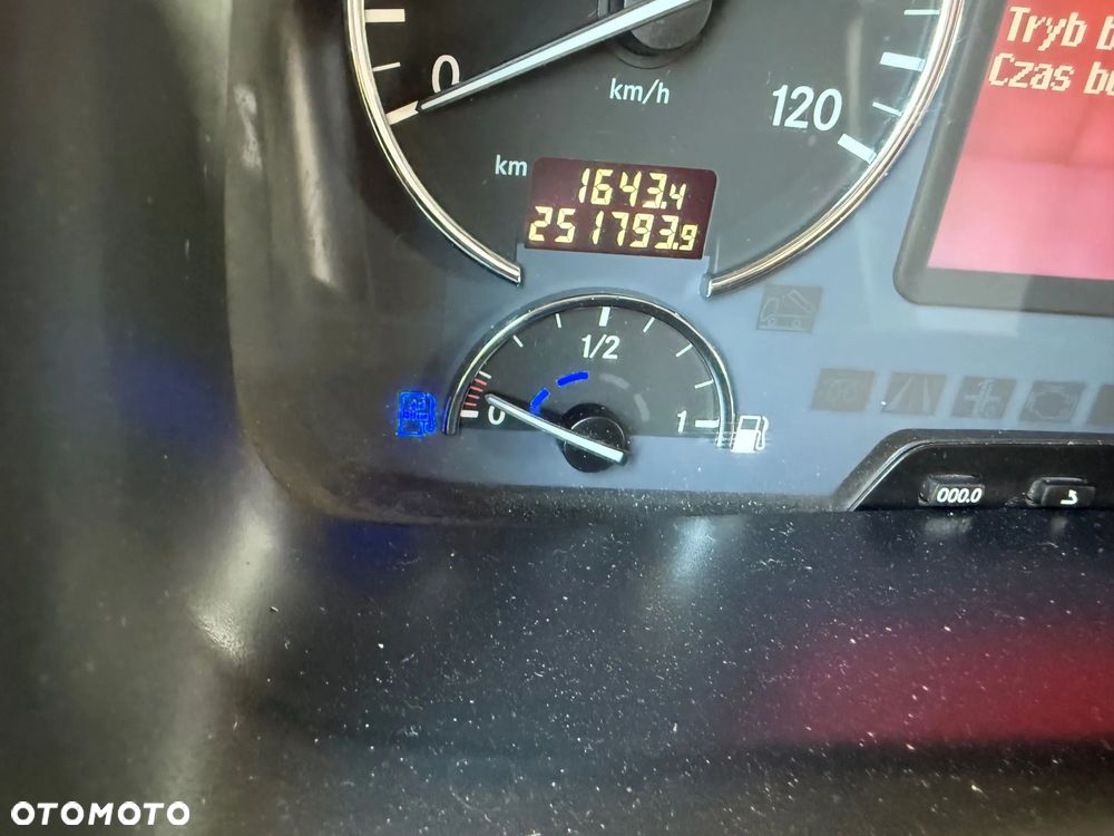 Mercedes-Benz ACTROS MP3 - 2